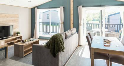 Exclusive 2 bedroom Sauna Lodge sleeps 4