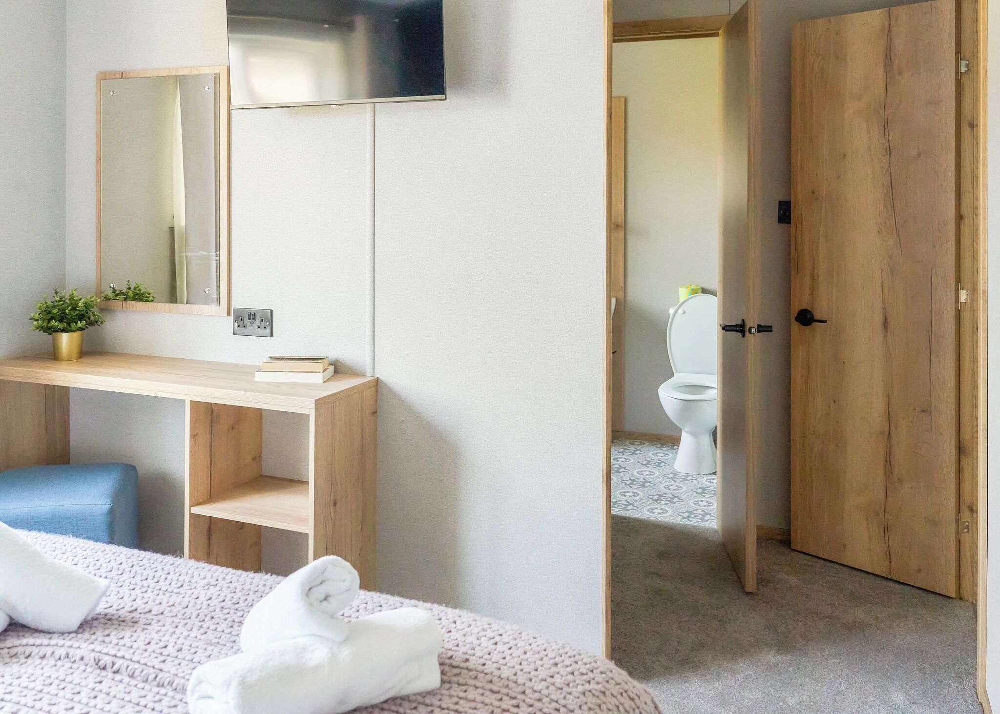 2 bedrooms, WiFi (free)