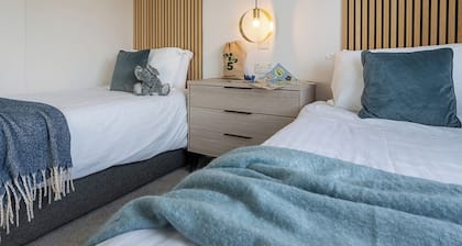 Exclusive 3 bedroom Lodge sleeps 6