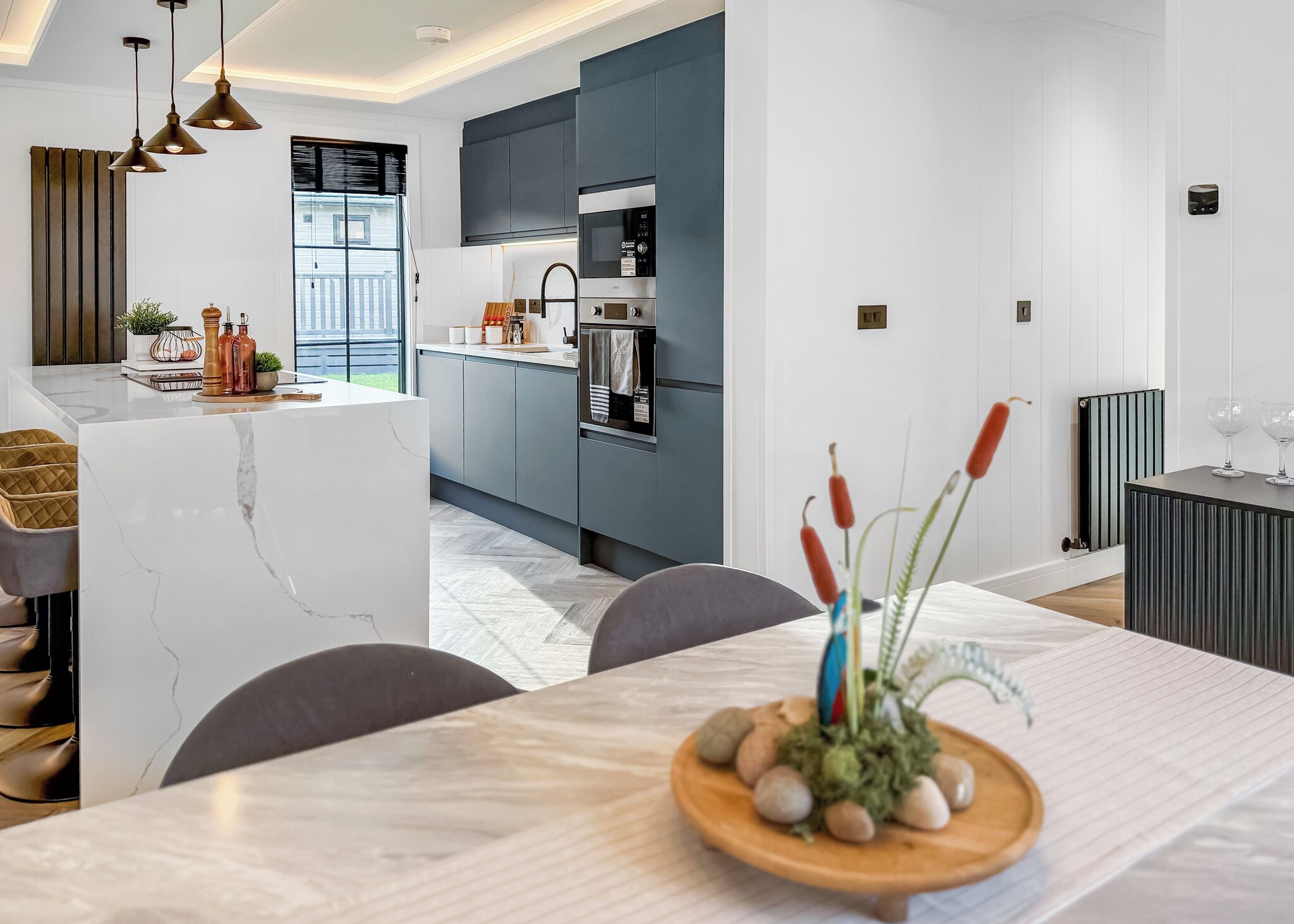 Fridge, oven, stovetop, toaster