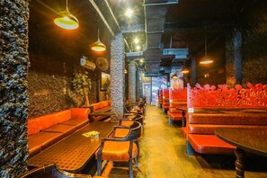 Dining - Super Townhouse Jhalawar Road (Kota)