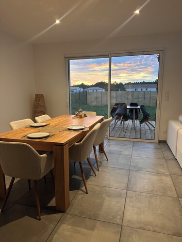Charming house 5 minutes from the lake