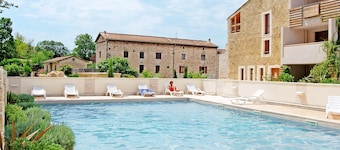 Cosy Studio Retreat in Barjac