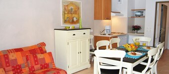 Cosy Studio Retreat in Barjac