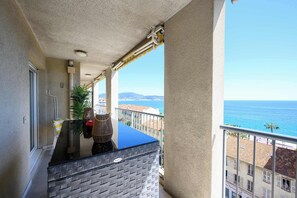 Property grounds - Vue mer & terrasse 5 pers, proche plage et centre (Nice)