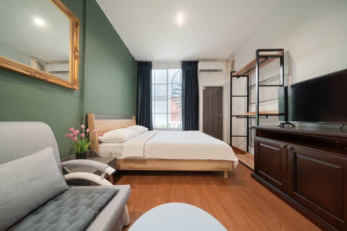 Standard Double Room, City View | Wi-fi percuma 