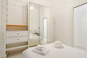 Apartament | Planxa i posts de planxar i wifi gratuïta 