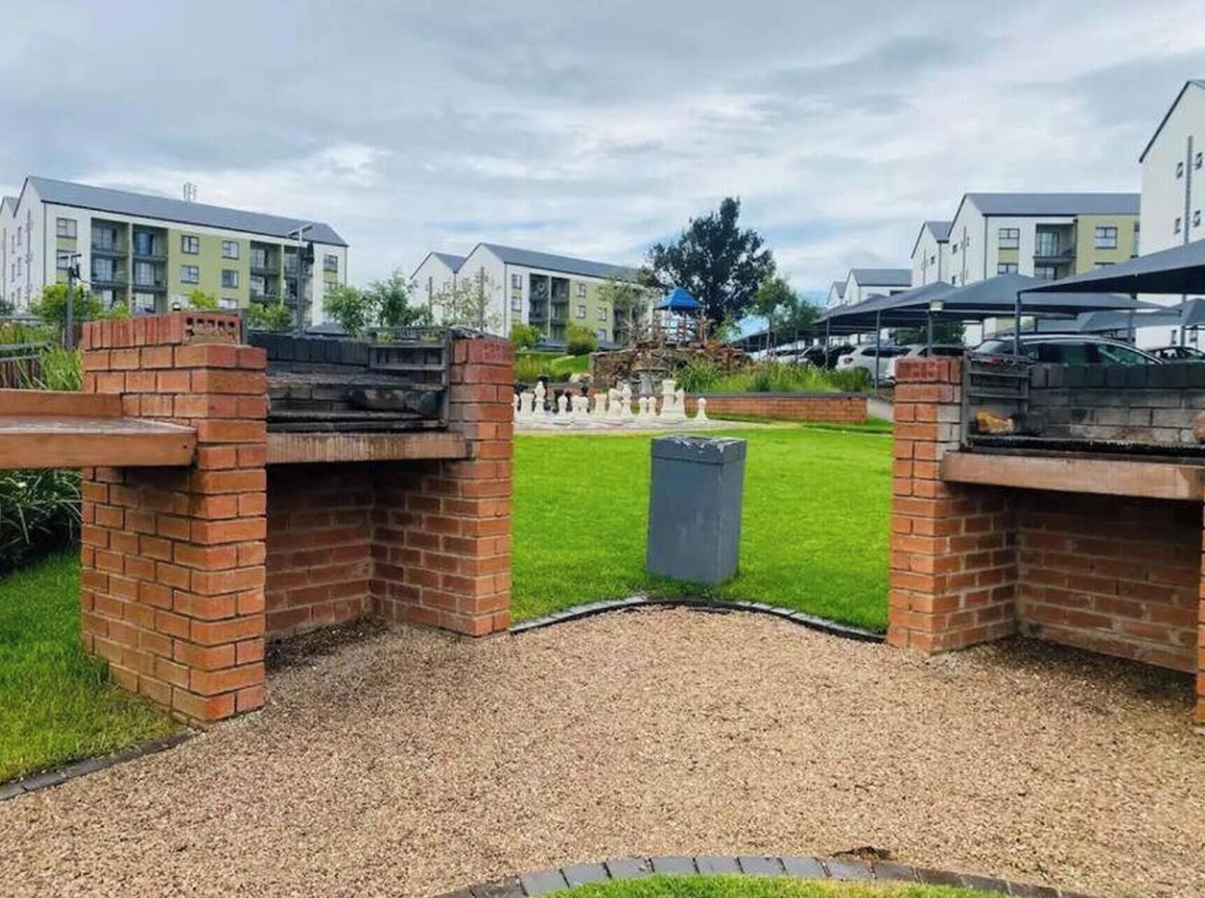 Apartment, 1 Bedroom, Smoking, Balcony | Property grounds