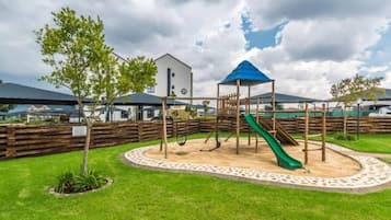 Apartment, 1 Bedroom, Smoking, Balcony | Children’s area