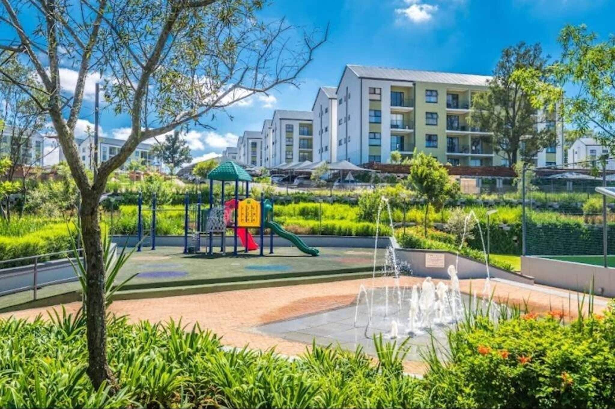Apartment, 1 Bedroom, Smoking, Balcony | Property grounds