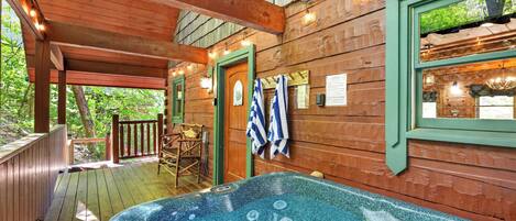 Bain à remous extérieur
