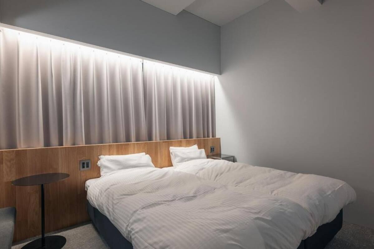 Standard Twin Room, Non Smoking | In-room safe, iron/ironing board, free WiFi