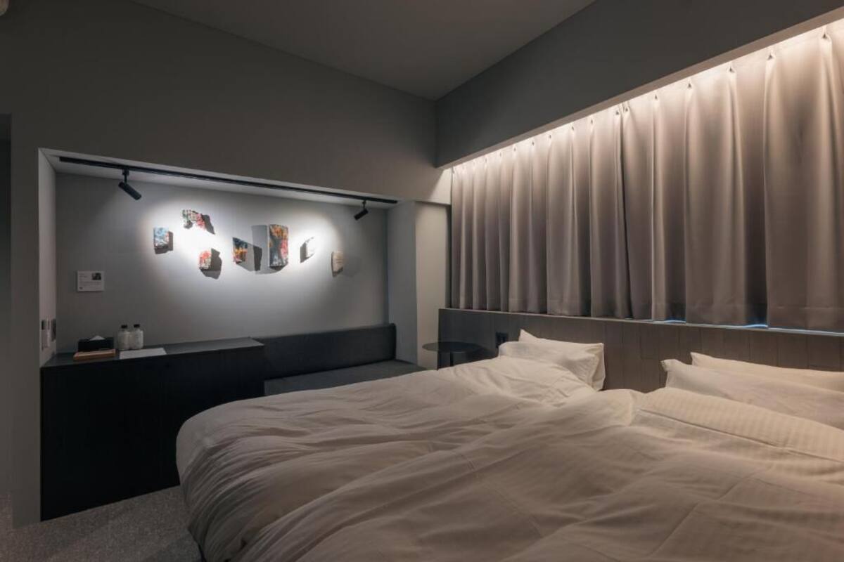 Standard Twin Room, Non Smoking | In-room safe, iron/ironing board, free WiFi