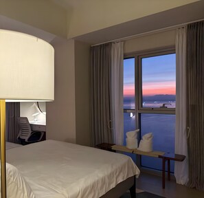 Luxury Apartment, Balcony, Bay View | Iron/ironing board, free WiFi - Playful 1BR Bayview Near Okada & MOA (Parañaque)