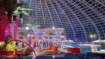 Poolbar