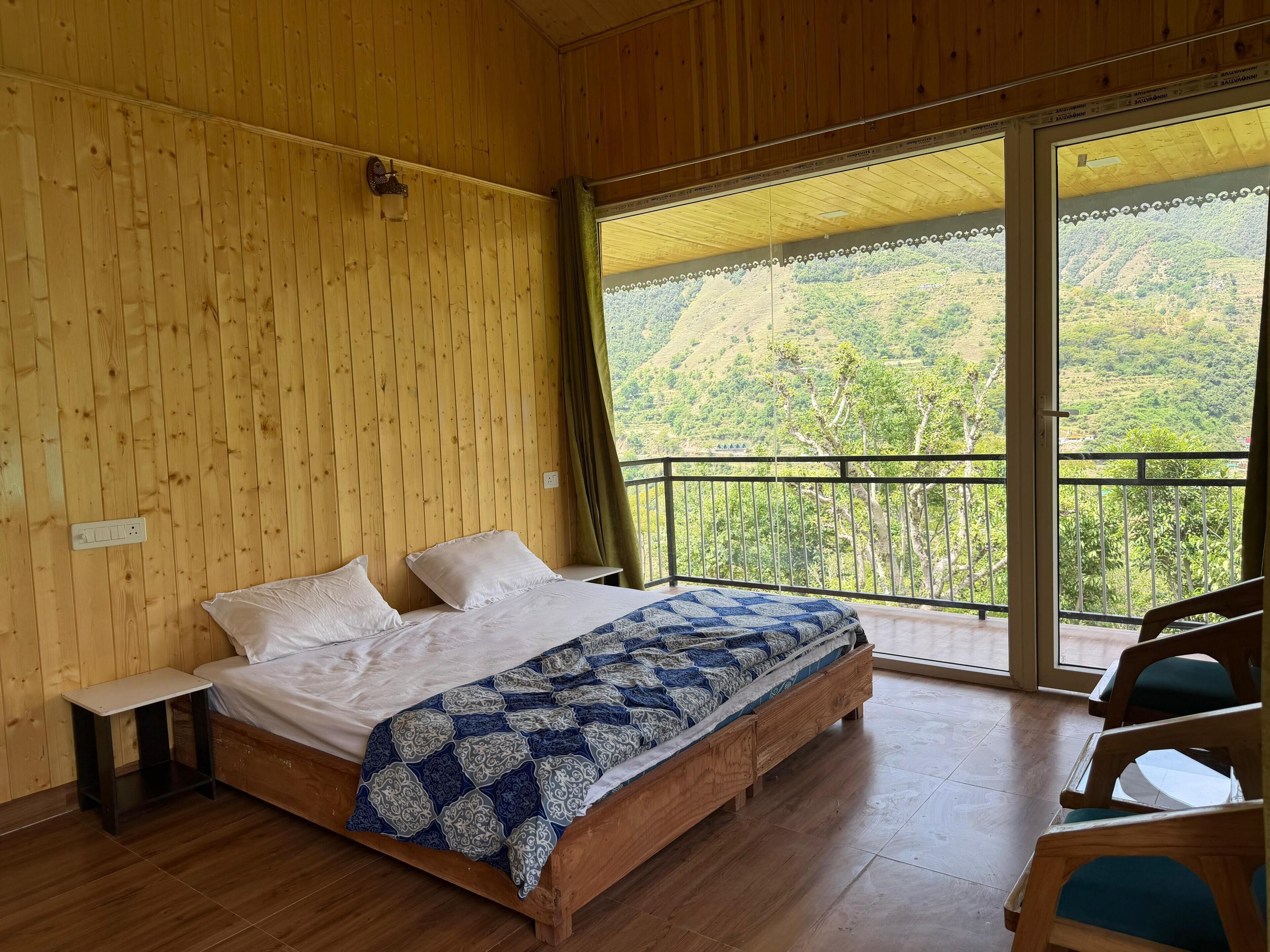 Twin Room | Free WiFi