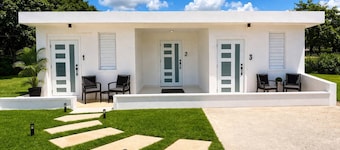 Charming and Private Stay in Fajardo - Near Ferry - Beaches - EL Yunque - Biobay