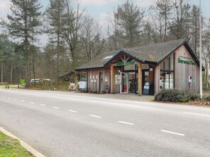 Exterior - Sherwood Pines - Cosy Pod 3 (Mansfield)