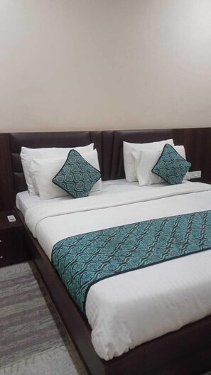 Family Room | Iron/ironing board, free WiFi - The Kiran's Resort Pench (Kurai)