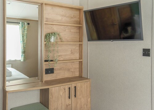 Exclusive Lodge 4 bed HT Pet