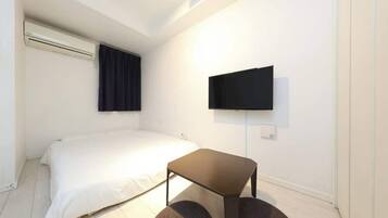 WiFi, bed sheets