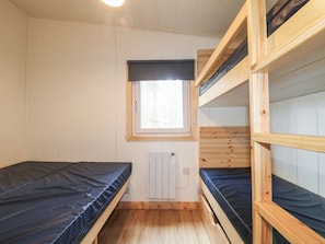 1 bedroom, individually decorated, individually furnished, free WiFi - Sherwood Pines - Family Pod 4 (Mansfield)