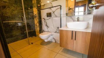 Premium Villa, Air conditioning, Lake View | Bathroom