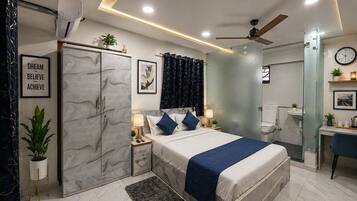 Family Studio Suite, Balcony, City View | In-room safe, desk, laptop workspace, soundproofing