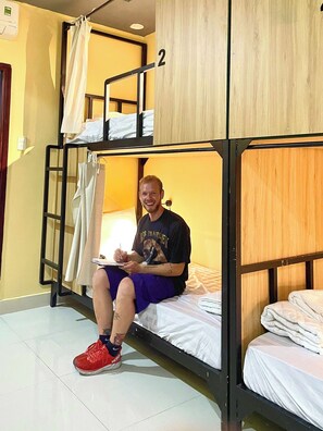 Free WiFi - Hoi An Hostel & Bar (Da Nang)