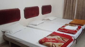 Habitación Deluxe | Escritorio