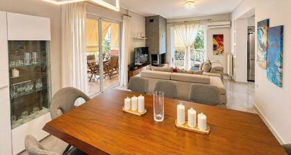 Chalandri Spacious 4BR 3-Level Maisonette by ΜΡS