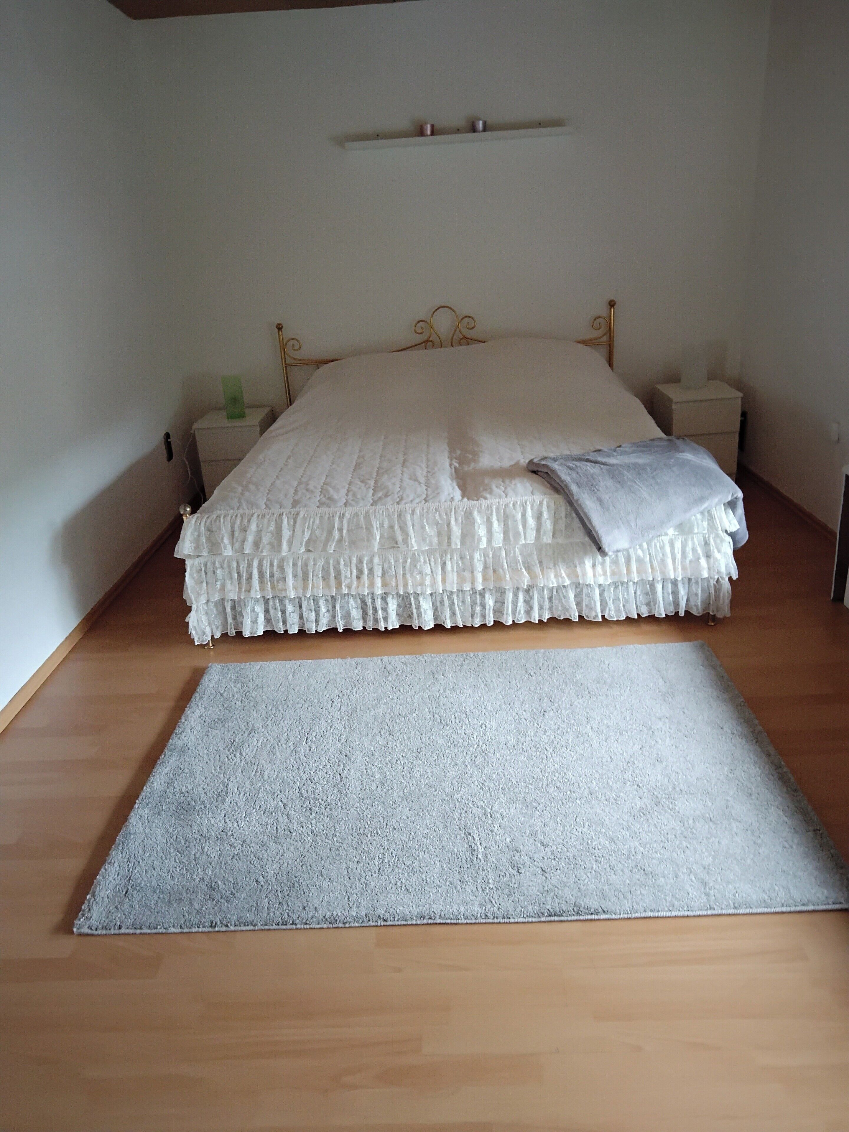 1 bedroom, travel cot, free WiFi, bed sheets