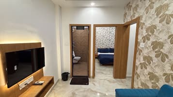 1 BHK | Desk, laptop workspace, free WiFi