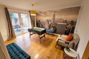 Spielezimmer