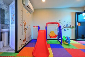 Children’s area - 1BR Apartment near Mai Khao Beach | CapitalPro (Mai Khao)