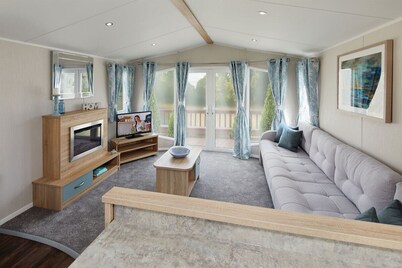Classic Holiday Home for 6, relaxing family getaway near Durdle Door