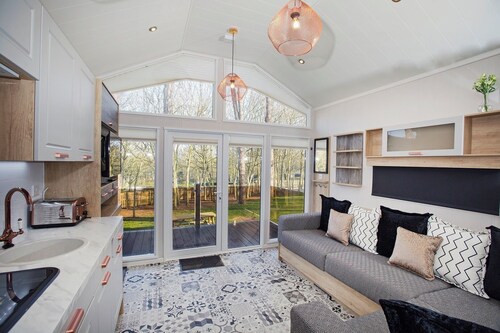 Skylight Cabins, modern glamping escape near Durdle Door