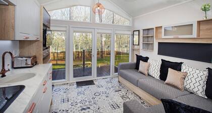 Skylight Cabins, modern glamping escape near Durdle Door