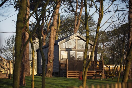 Skylight Cabins, modern glamping escape near Durdle Door