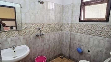 Chambre Double | Salle de bain