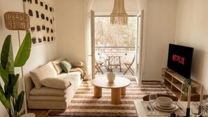 Unclassified image, 3 of 24, button - Cozy Apt & Balcony | Near Zurich Airport (Opfikon)