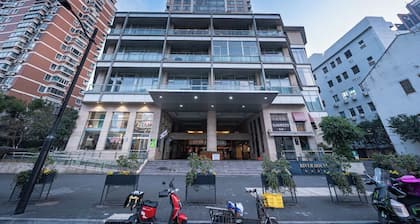 Shanghai Sealed Garden Apartment