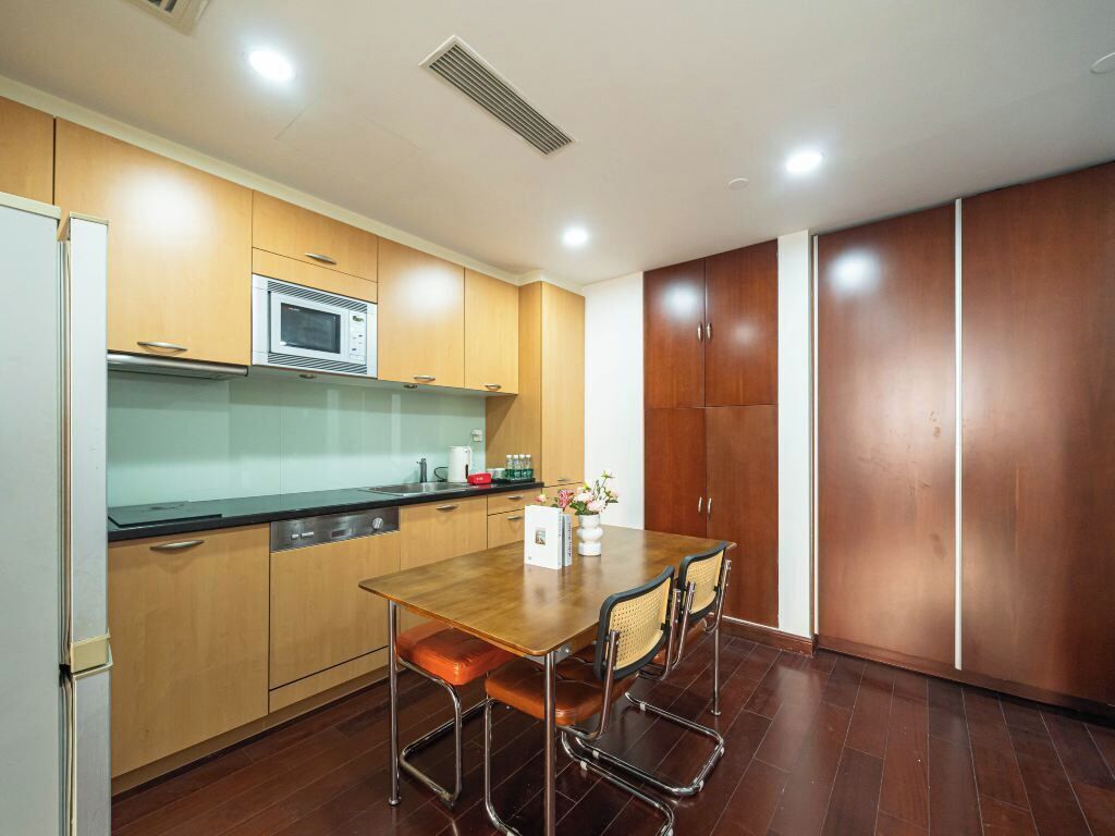 Suite, River View | Private kitchen