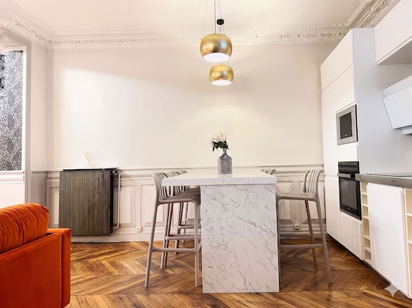 Comfort Apartment | Interior -  Le Flandrin Céline 24 (Paris)