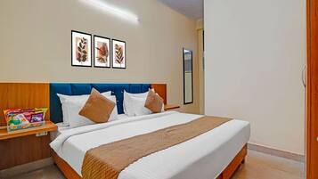 Standard Room | Desk, laptop workspace, free WiFi