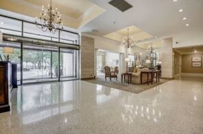 Lobby - 20th FL Skyline Condo Walk to Stadiums Sleeps 6
concerts,conventions & World Cup (Atlanta)