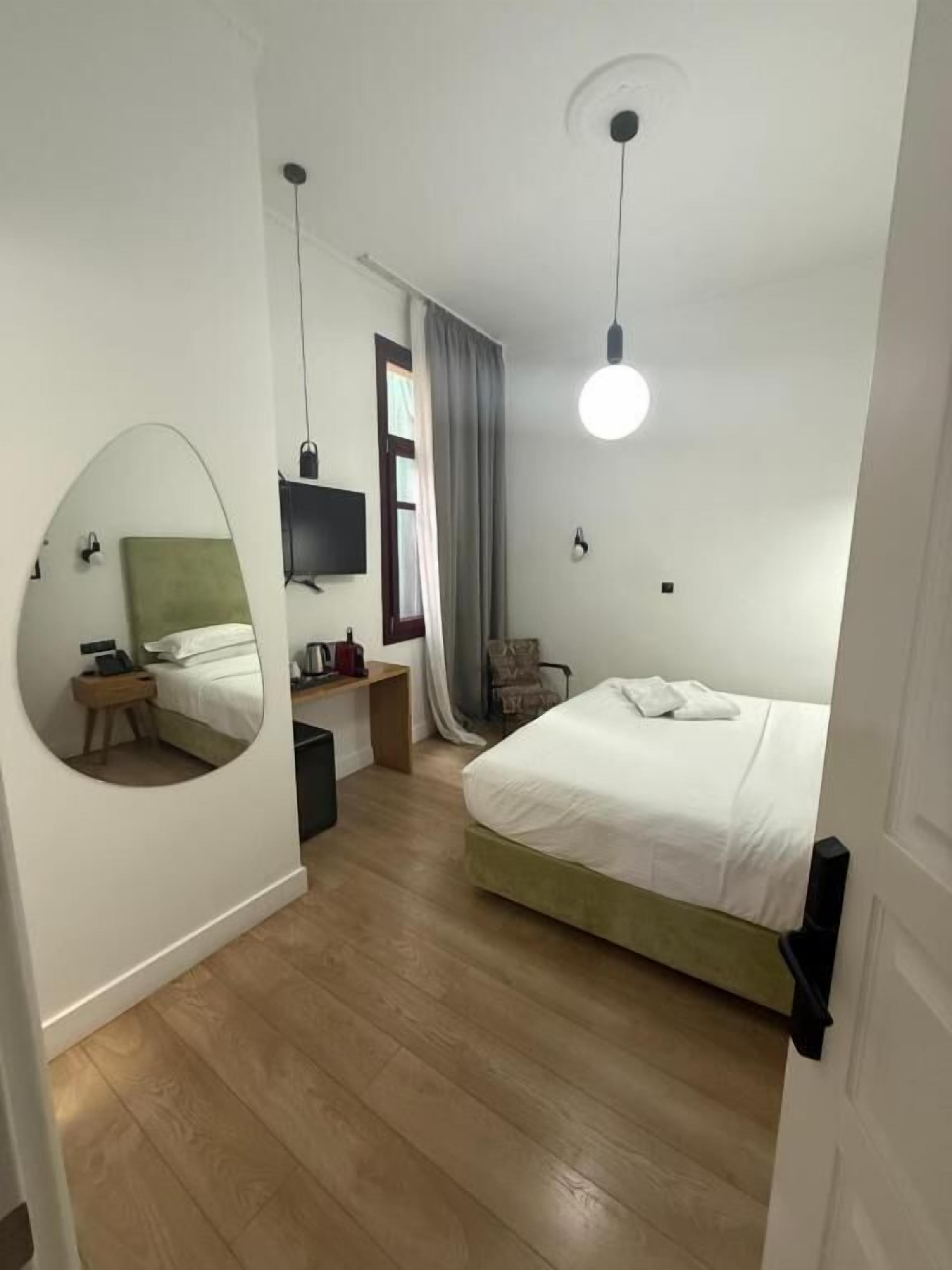Classic Double Room | Peti besi dalam bilik, kalis bunyi, seterika/papan seterika 