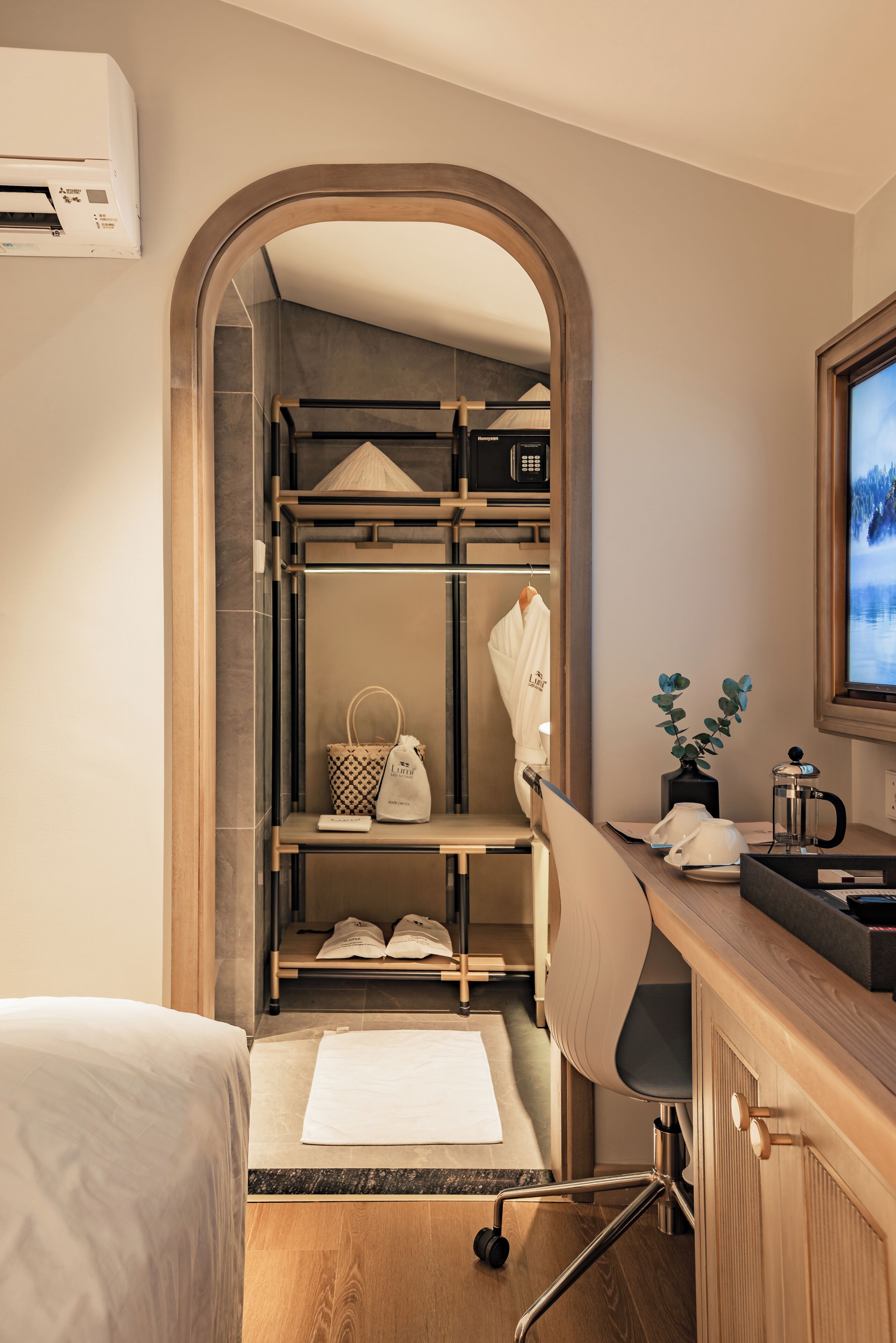 Superior Double or Twin Room | In-room safe, desk, laptop workspace, blackout curtains