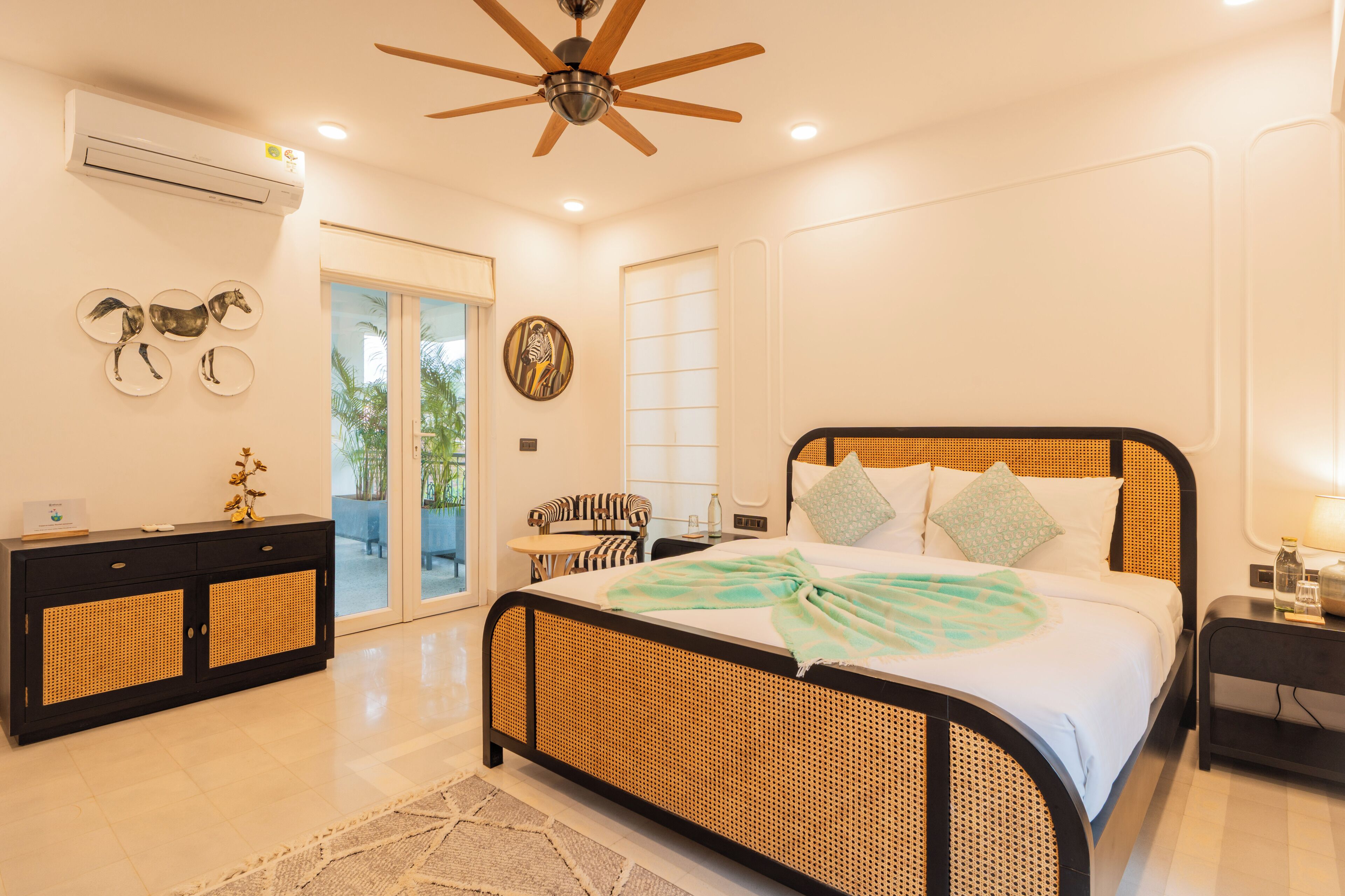 Deluxe Villa, Balcony | Iron/ironing board, free WiFi