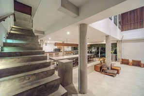 Interior - Luxury 9BR Bingin Villa - Large Pool, Near Beach (Kecamatan Kuta Selatan)